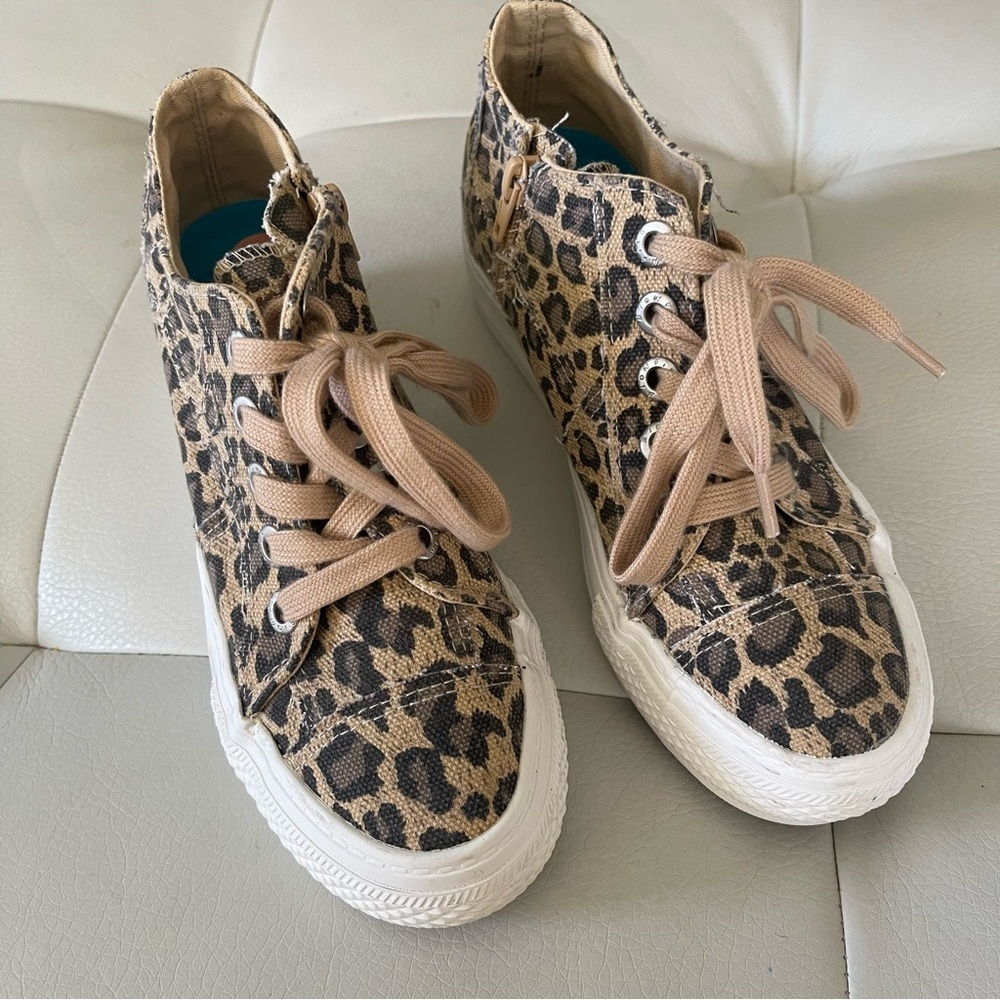 Blowfish Leopard-Print High Top Sneakers in Tan and Black
